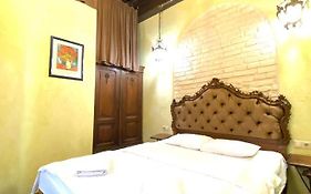 Квартира подобово на Площі Ринок 39